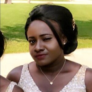 Meet your Posher, Hawa